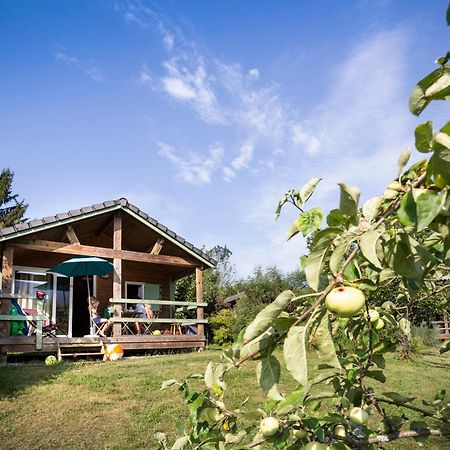 Huttopia Lac D'Aiguebelette Saint-Alban-de-Montbel エクステリア 写真