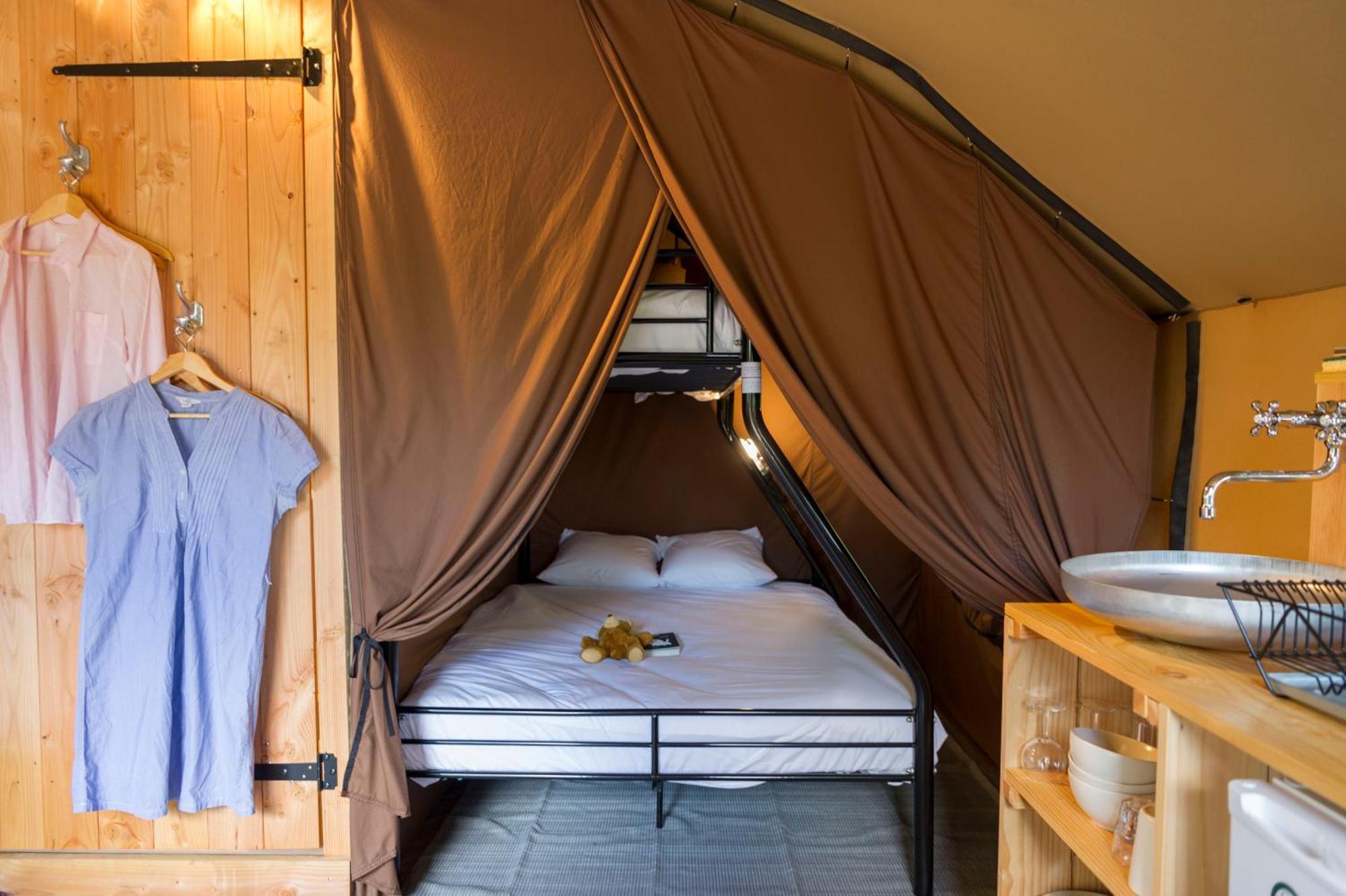 Huttopia Lac D'Aiguebelette Saint-Alban-de-Montbel 部屋 写真